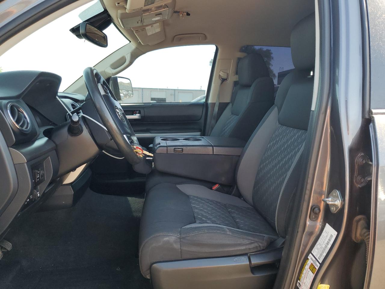 2019 Toyota Tundra Crewmax Sr5 VIN: 5TFDY5F19KX830350 Lot: 64694145