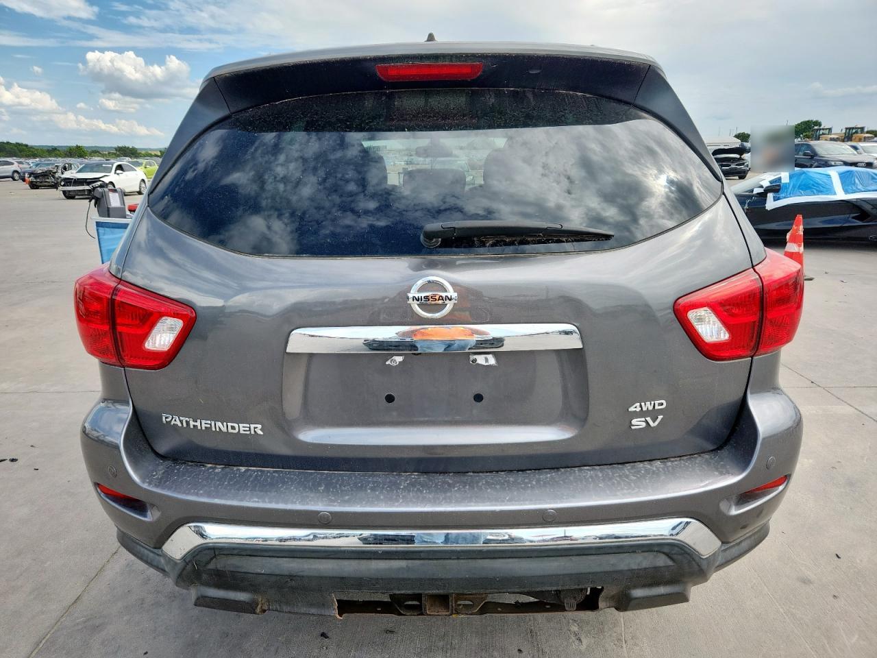 2017 Nissan Pathfinder S VIN: 5N1DR2MM1HC668184 Lot: 63452315