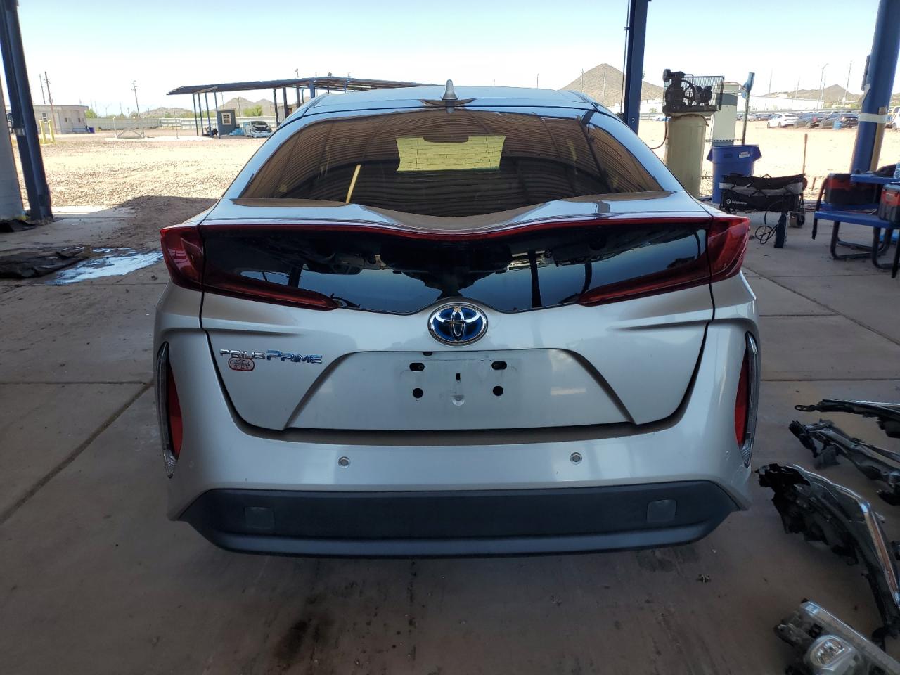 2018 Toyota Prius Prime VIN: JTDKARFP1J3073330 Lot: 63762325