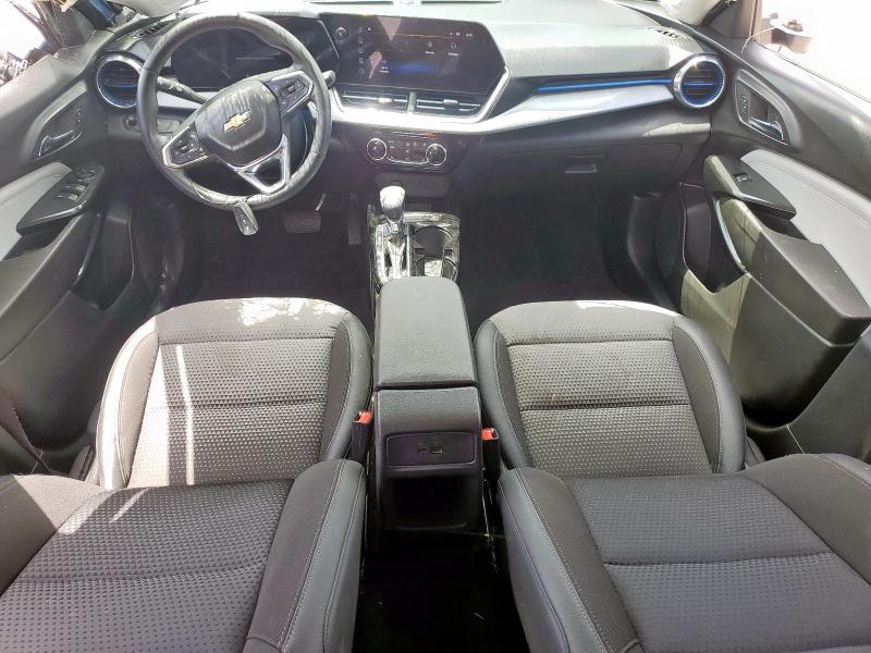  CHEVROLET TRAX 2024 Granatowy