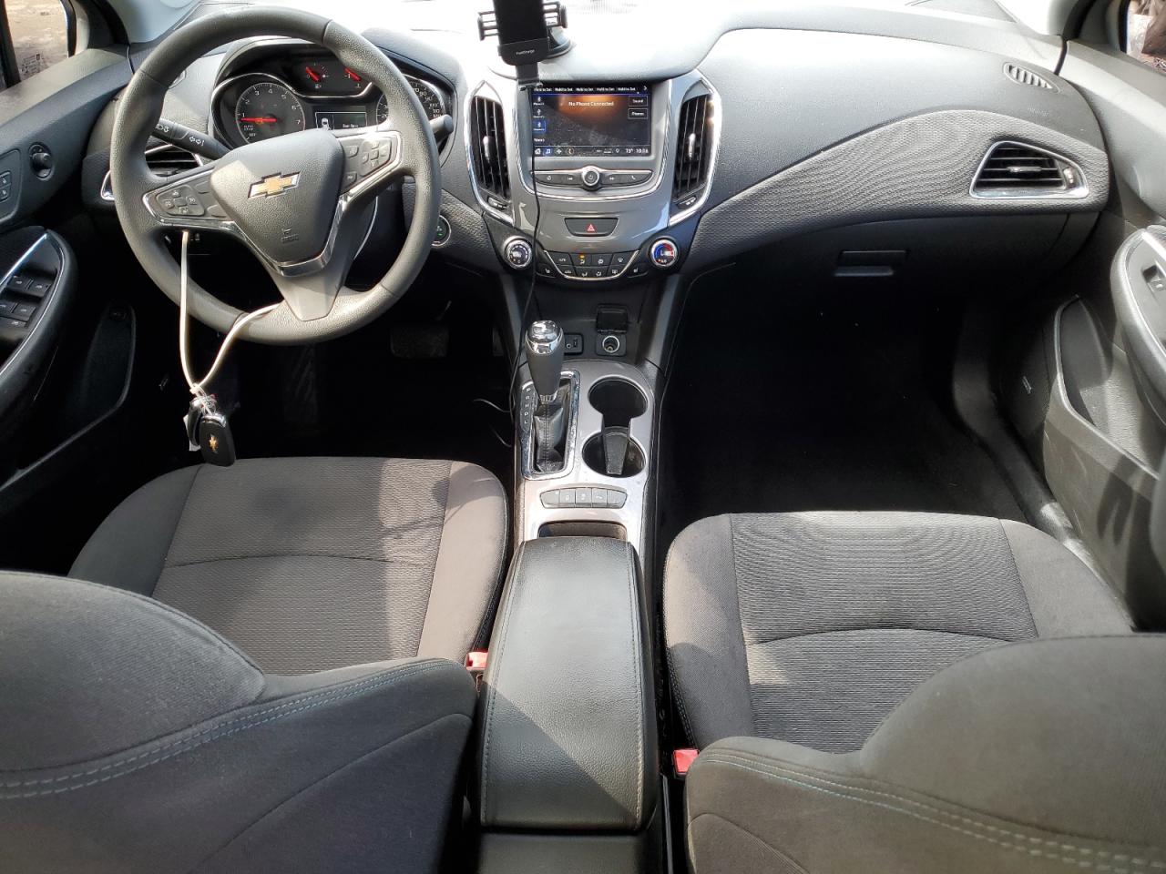2019 Chevrolet Cruze Lt VIN: 1G1BE5SM8K7118176 Lot: 63075435