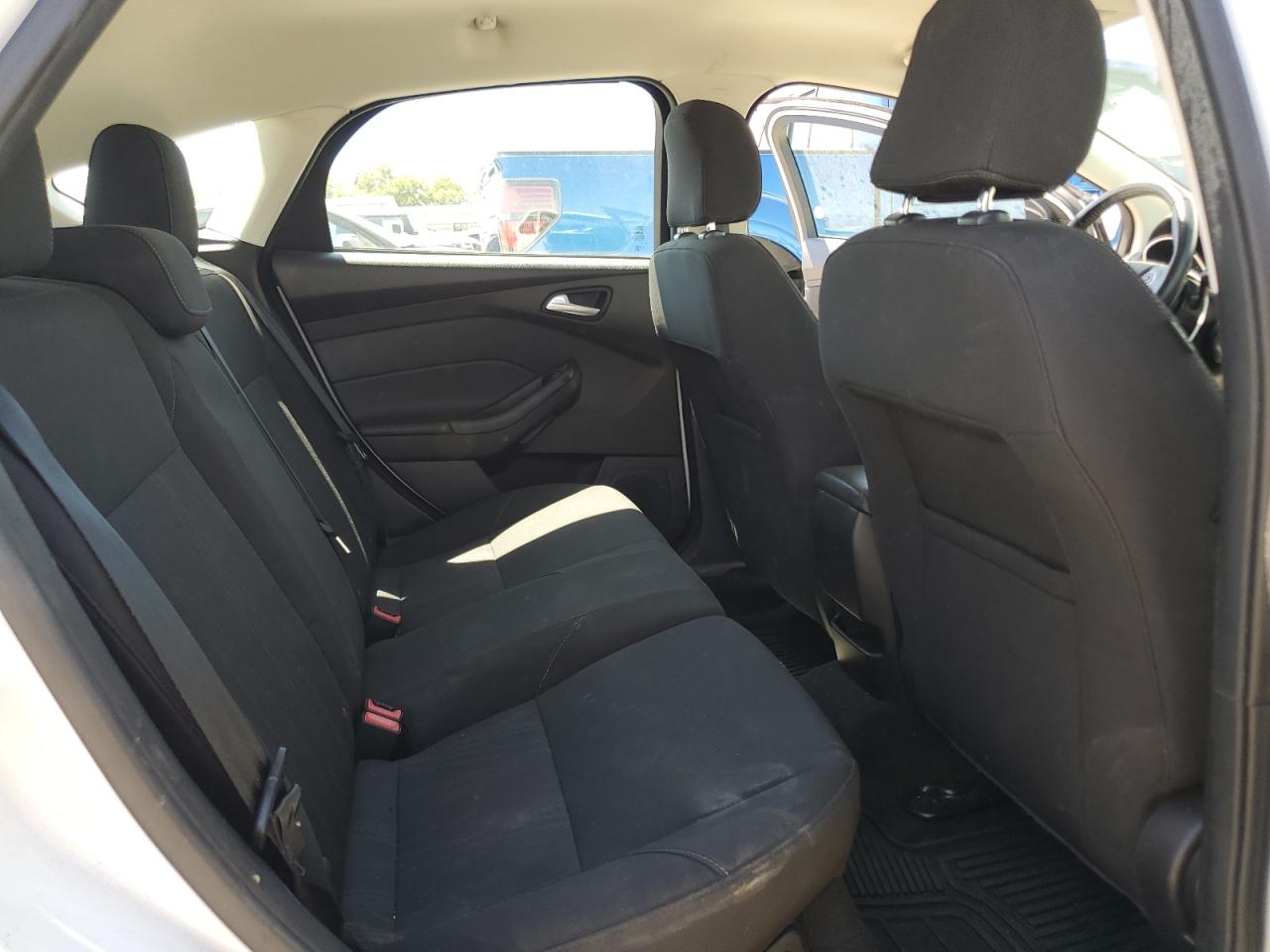 2016 Ford Focus Se VIN: 1FADP3KE8GL201246 Lot: 63437865