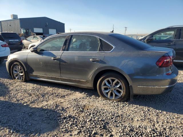  VOLKSWAGEN PASSAT 2017 Серый
