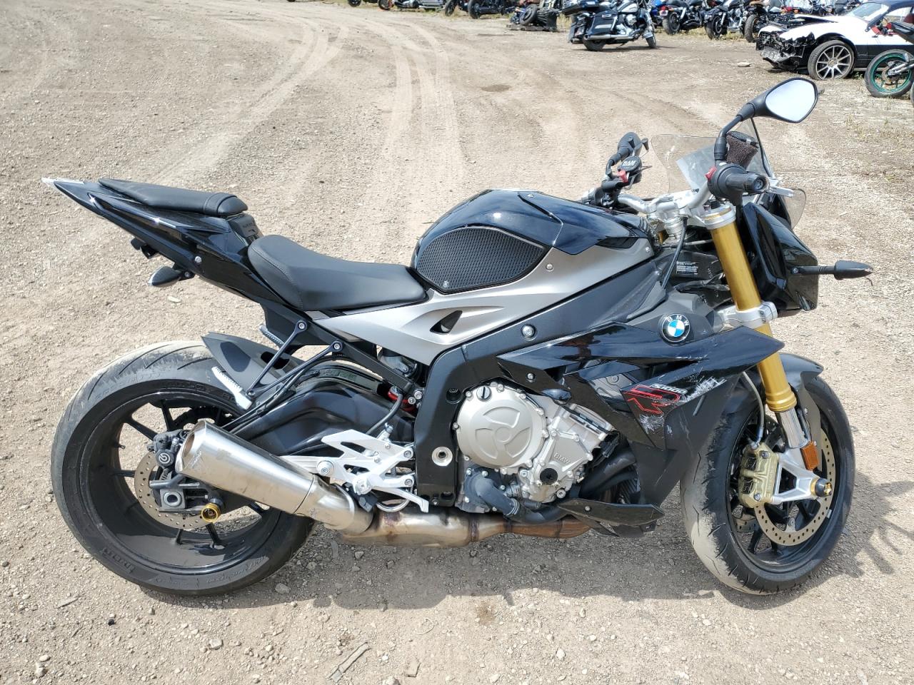 2016 BMW S 1000 R