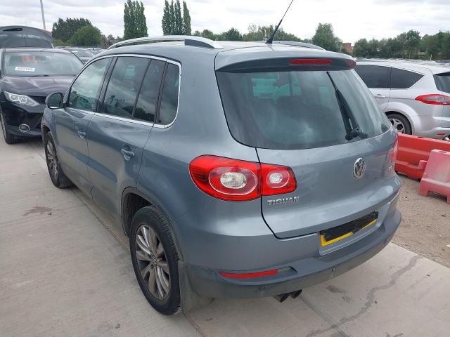 2009 VOLKSWAGEN TIGUAN SE