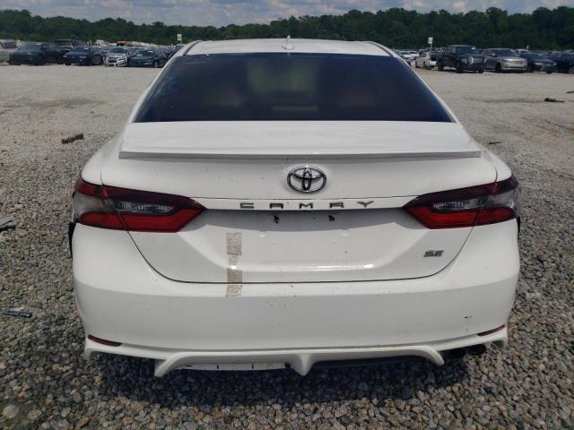  TOYOTA CAMRY 2021 Biały