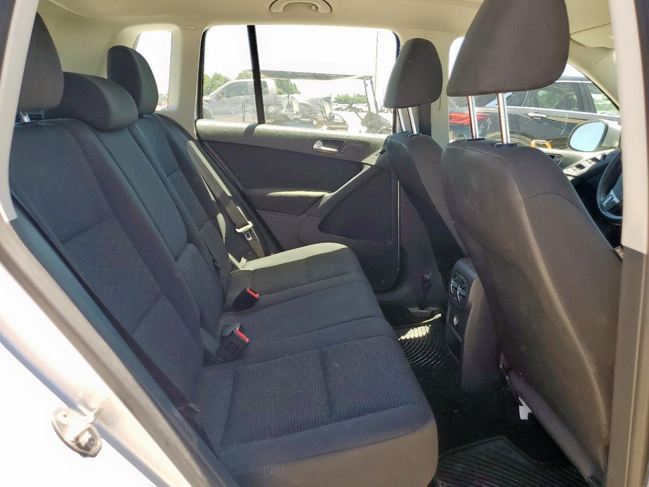 2014 Volkswagen Tiguan S VIN: WVGAV3AX8EW549304 Lot: 66461675