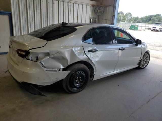  TOYOTA CAMRY 2018 White