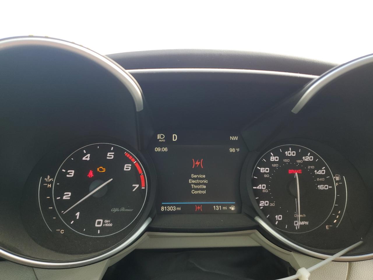 zarfaeen3j7565785 ZARFAEEN3J7565785 2018 Alfa Romeo Giulia Ti Q4