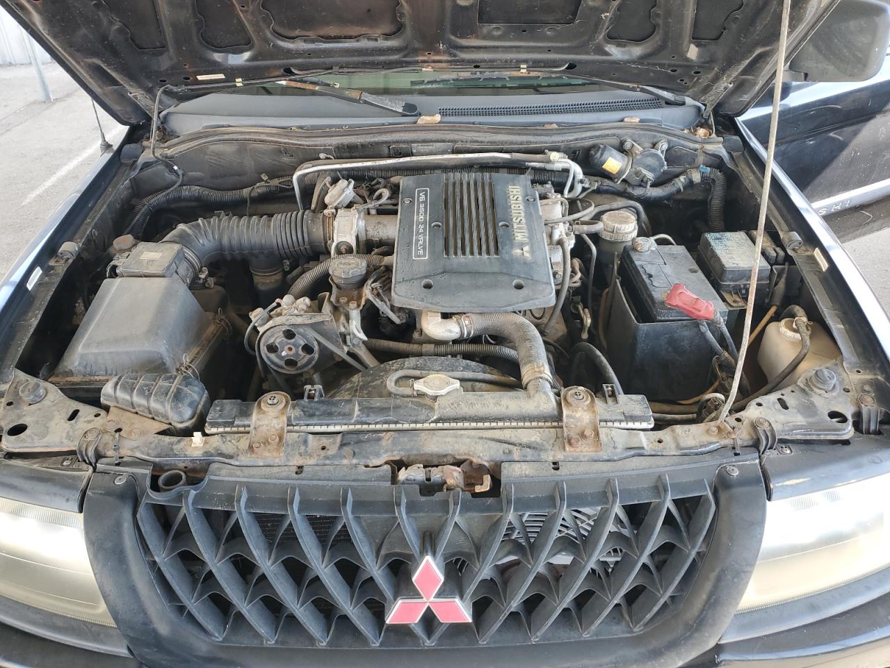 2001 Mitsubishi Montero Sport Xs VIN: JA4LS31R11P038331 Lot: 63239545