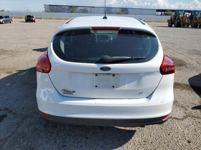  FORD FOCUS 2017 Белы