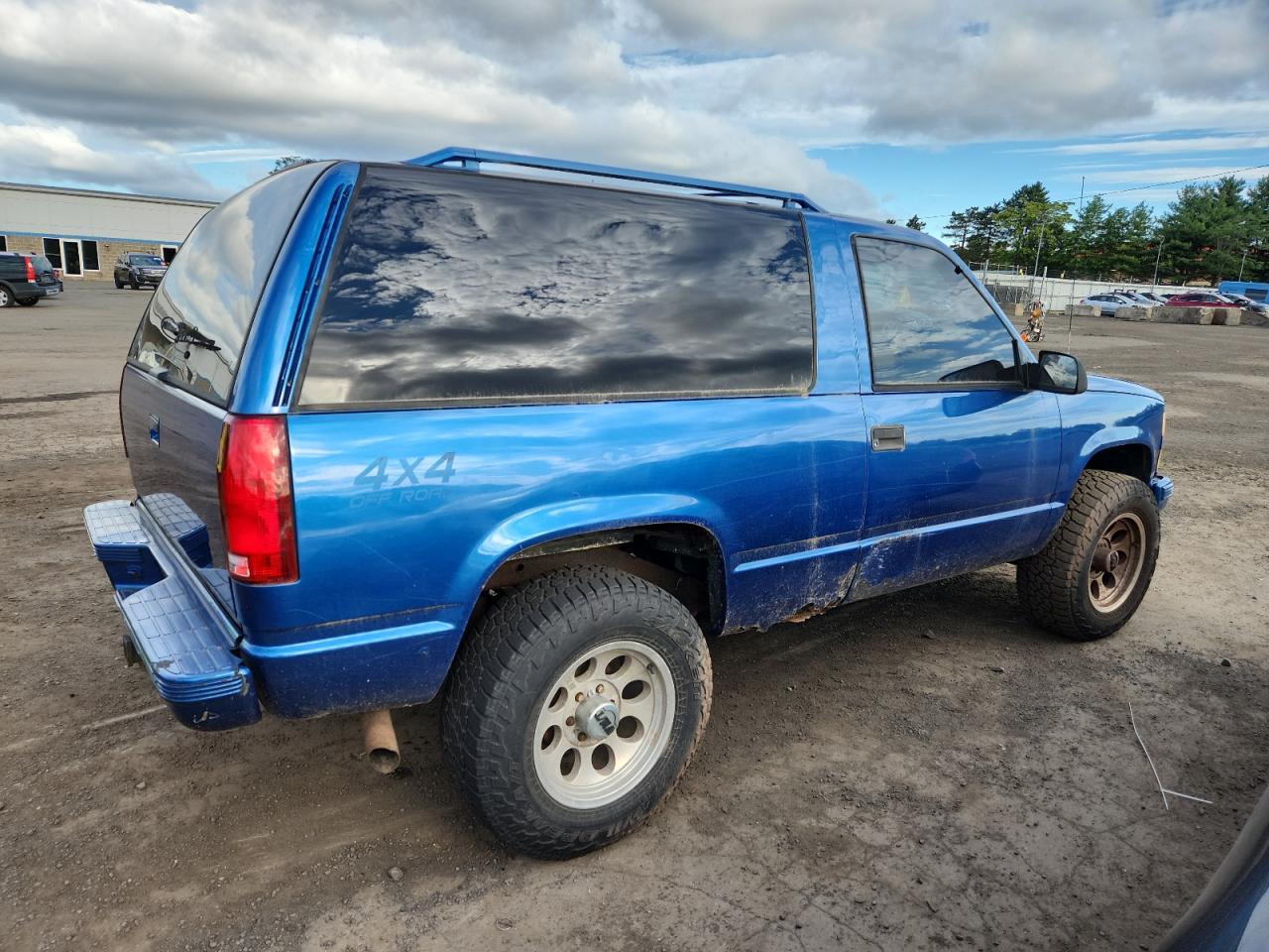 1997 Chevrolet Tahoe K1500 VIN: 3GNEK18R8VG143166 Lot: 65406615
