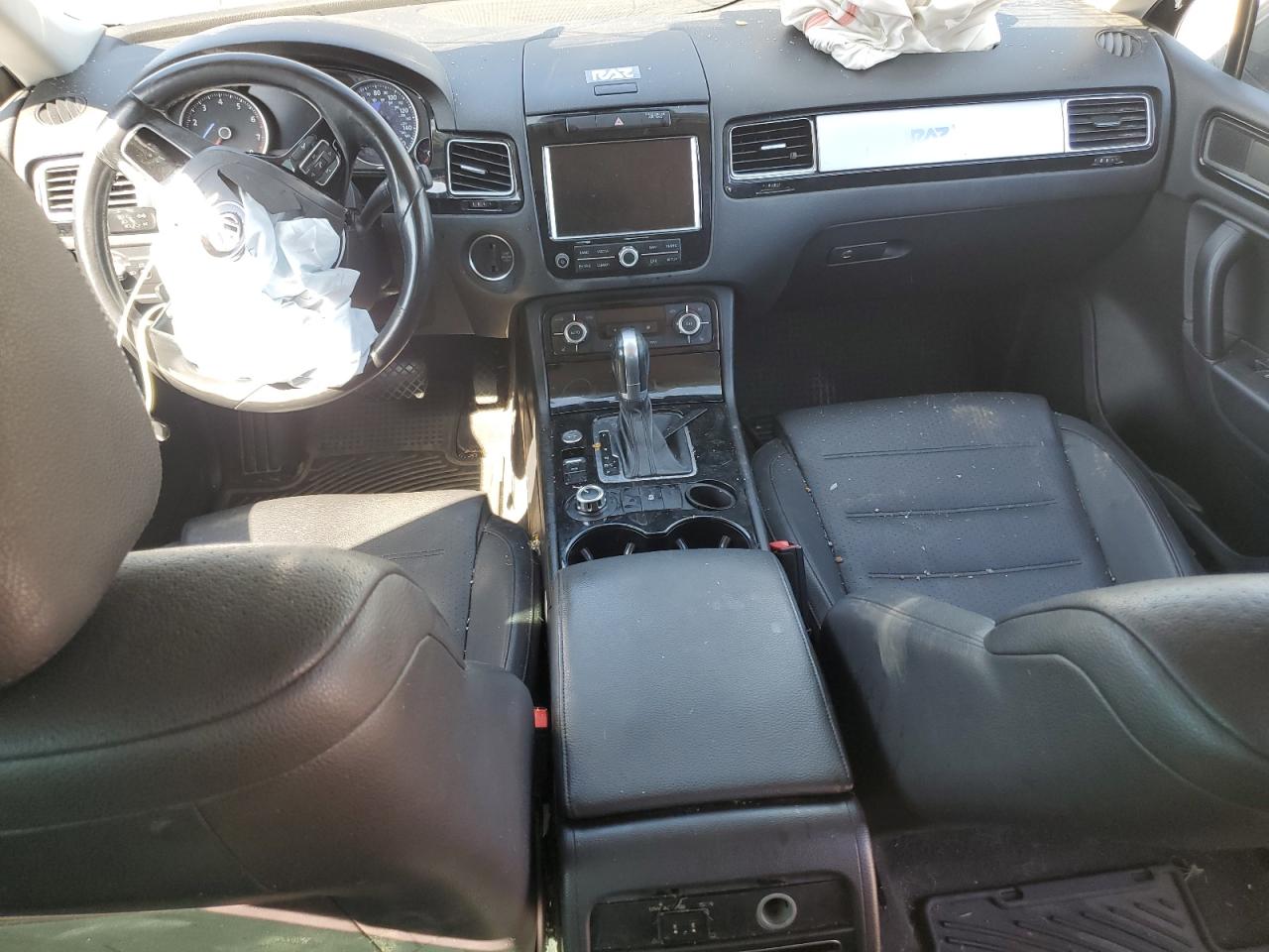 2014 Volkswagen Touareg V6 VIN: WVGEF9BP0ED015466 Lot: 62906415