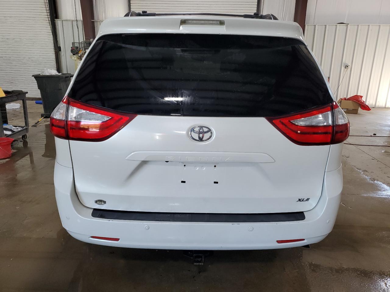 5TDYZ3DC2HS790649 TOYOTA All Models 2017