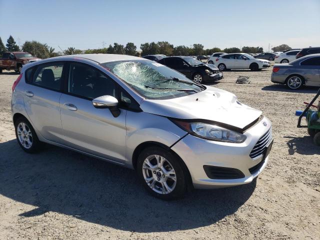  FORD FIESTA 2016 Srebrny