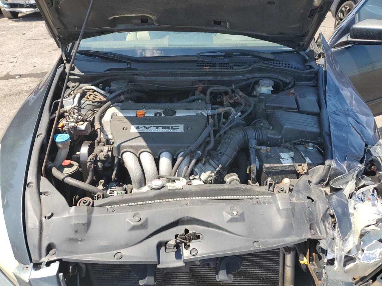 2004 Honda Accord Lx VIN: 1HGCM56384A152447 Lot: 63425995