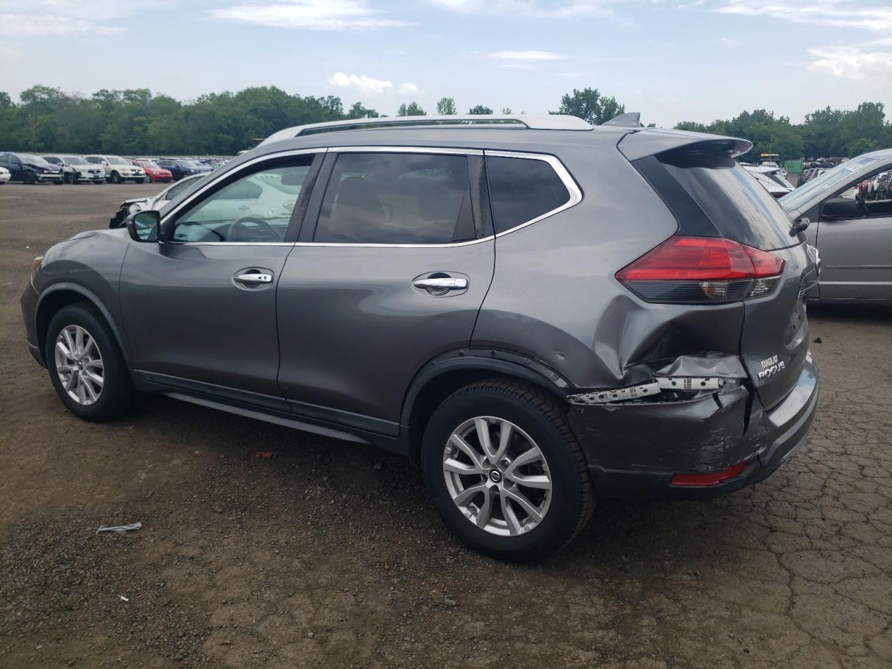 KNMAT2MV4HP616669 NISSAN ROGUE 2017