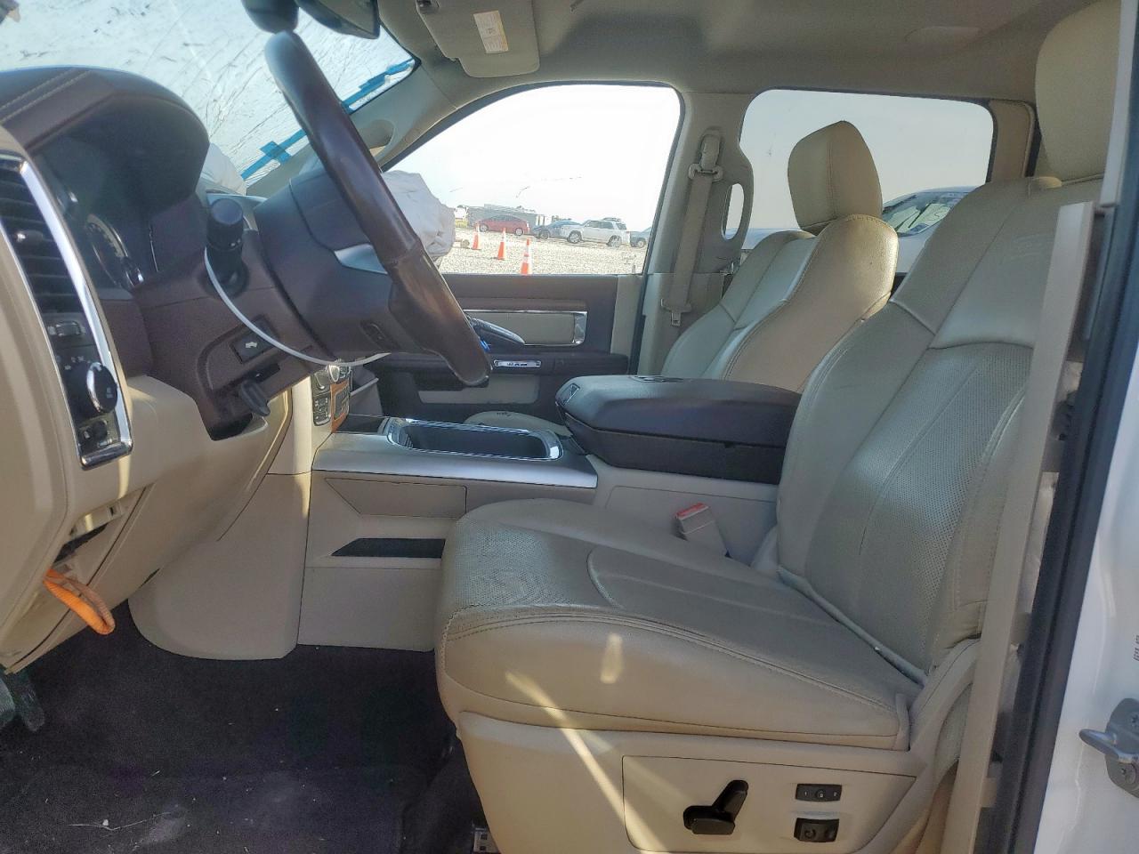 2018 Ram 1500 Laramie VIN: 1C6RR7NM7JS238409 Lot: 64655105
