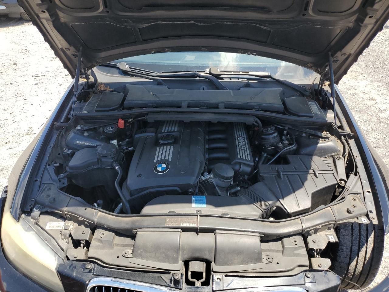2009 BMW 328 I VIN: WBAPH77509NM31842 Lot: 63021285
