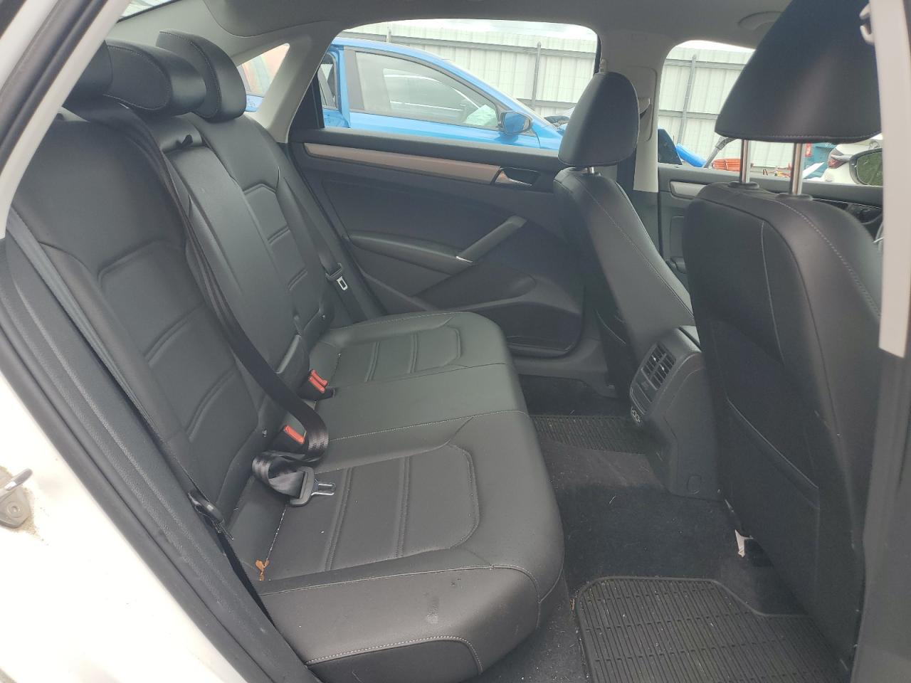 2020 Volkswagen Passat Se VIN: 1VWSA7A32LC008043 Lot: 64264075