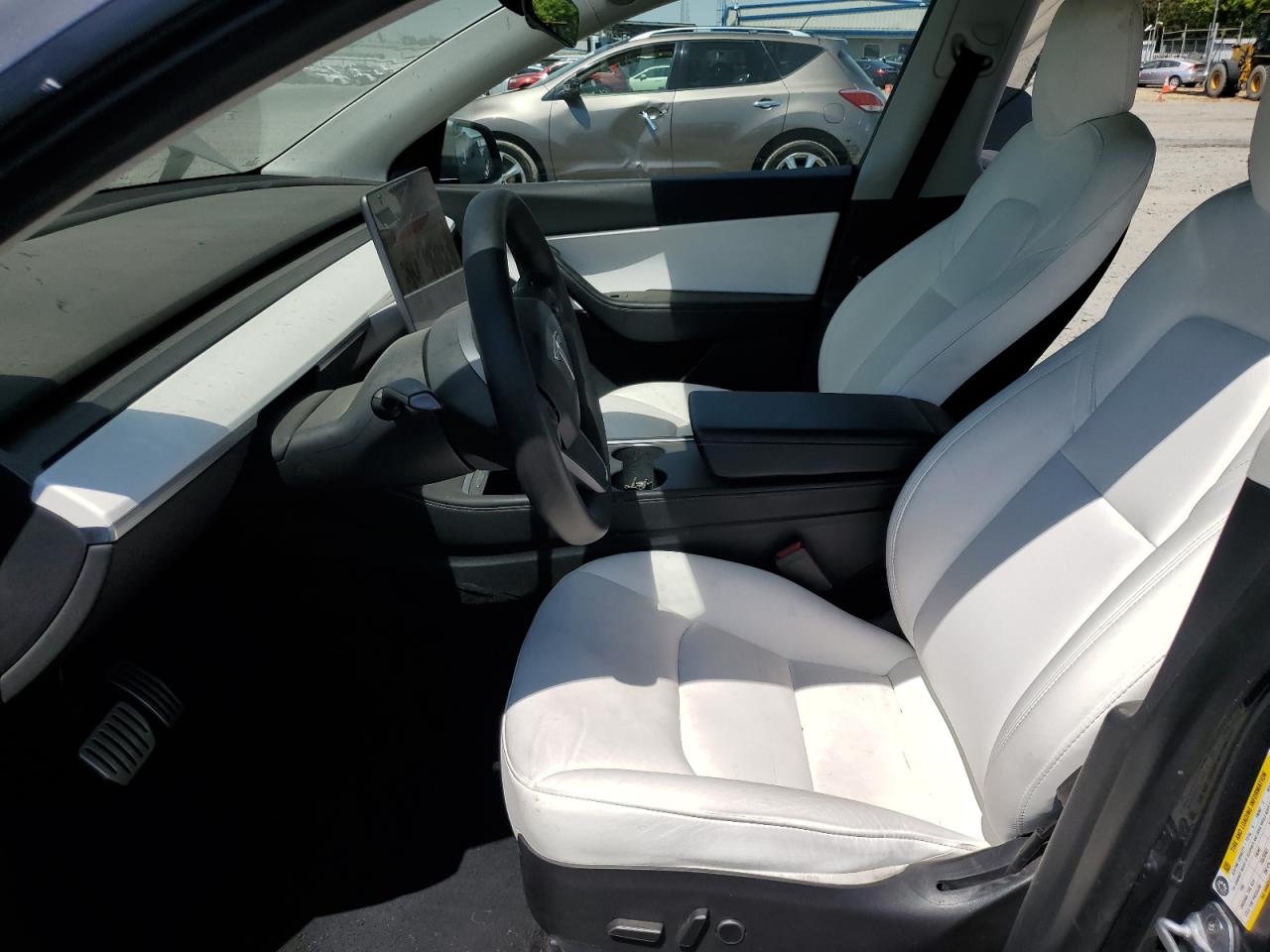 2022 Tesla Model Y VIN: 7SAYGDEF2NF486969 Lot: 63653275