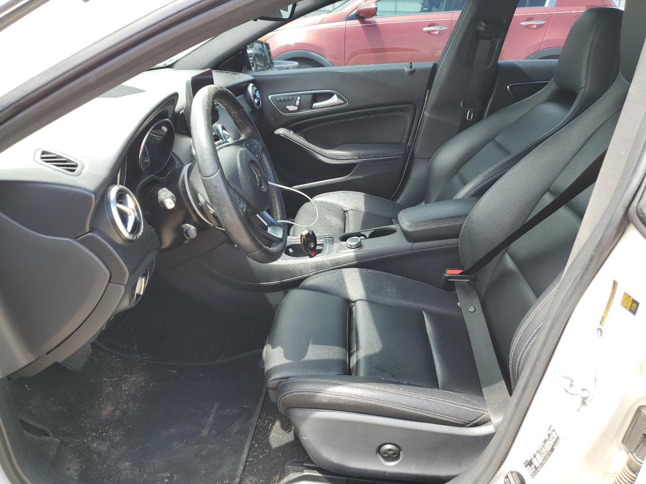 wddsj4eb1jn695073 WDDSJ4EB1JN695073 2018 Mercedes-Benz Cla 250