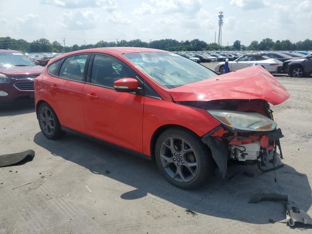  FORD FOCUS 2013 Red