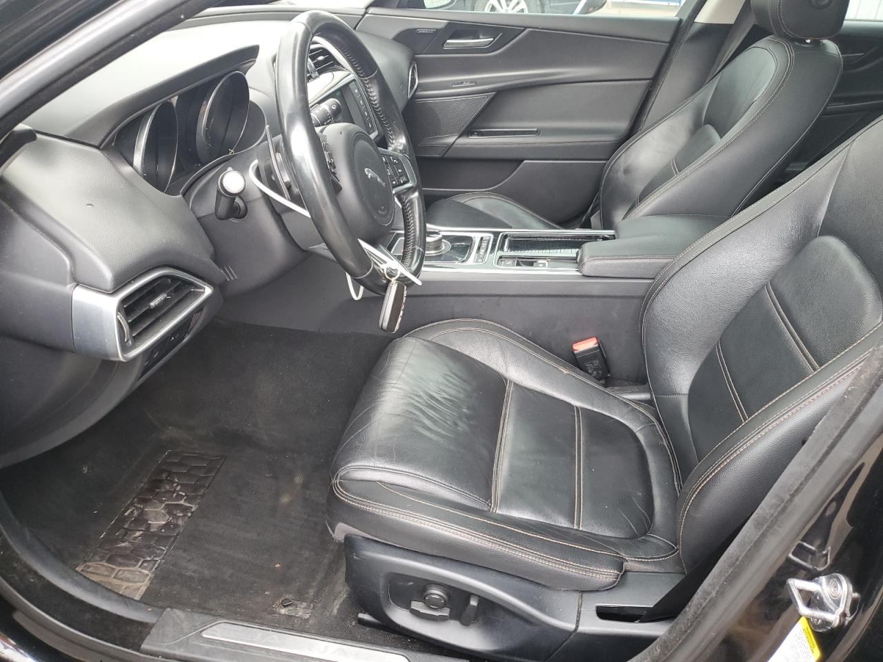 2018 Jaguar Xe Prestige VIN: SAJAK4EV6JCP21015 Lot: 63789355