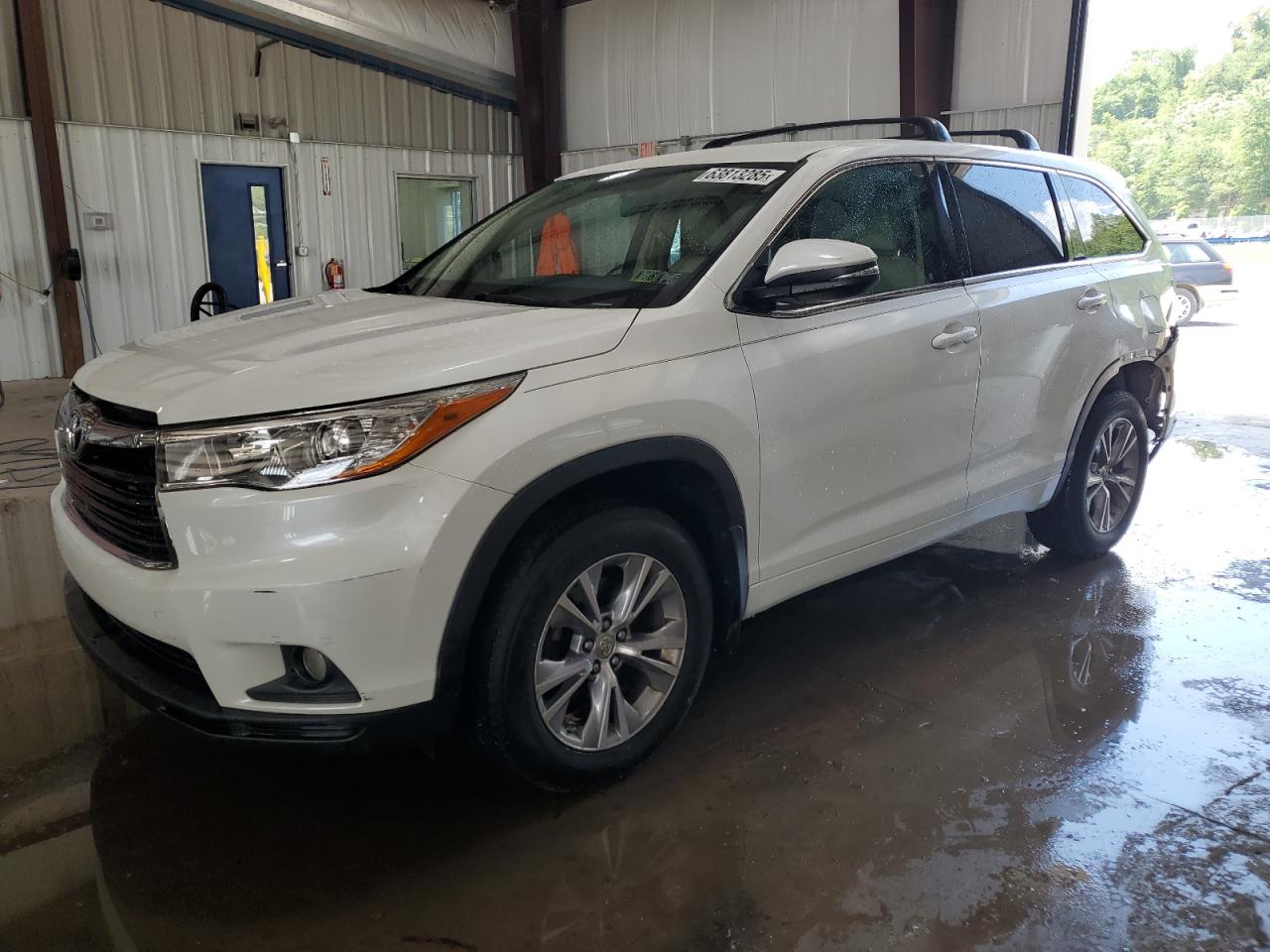 2015 Toyota Highlander Le white null gas 5TDBKRFH0FS169042 photo #1