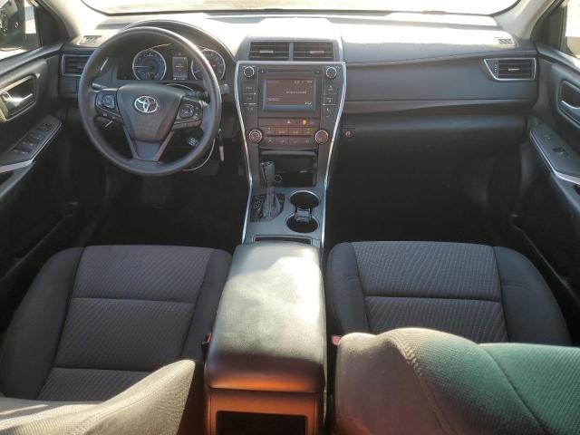  TOYOTA CAMRY 2016 Srebrny