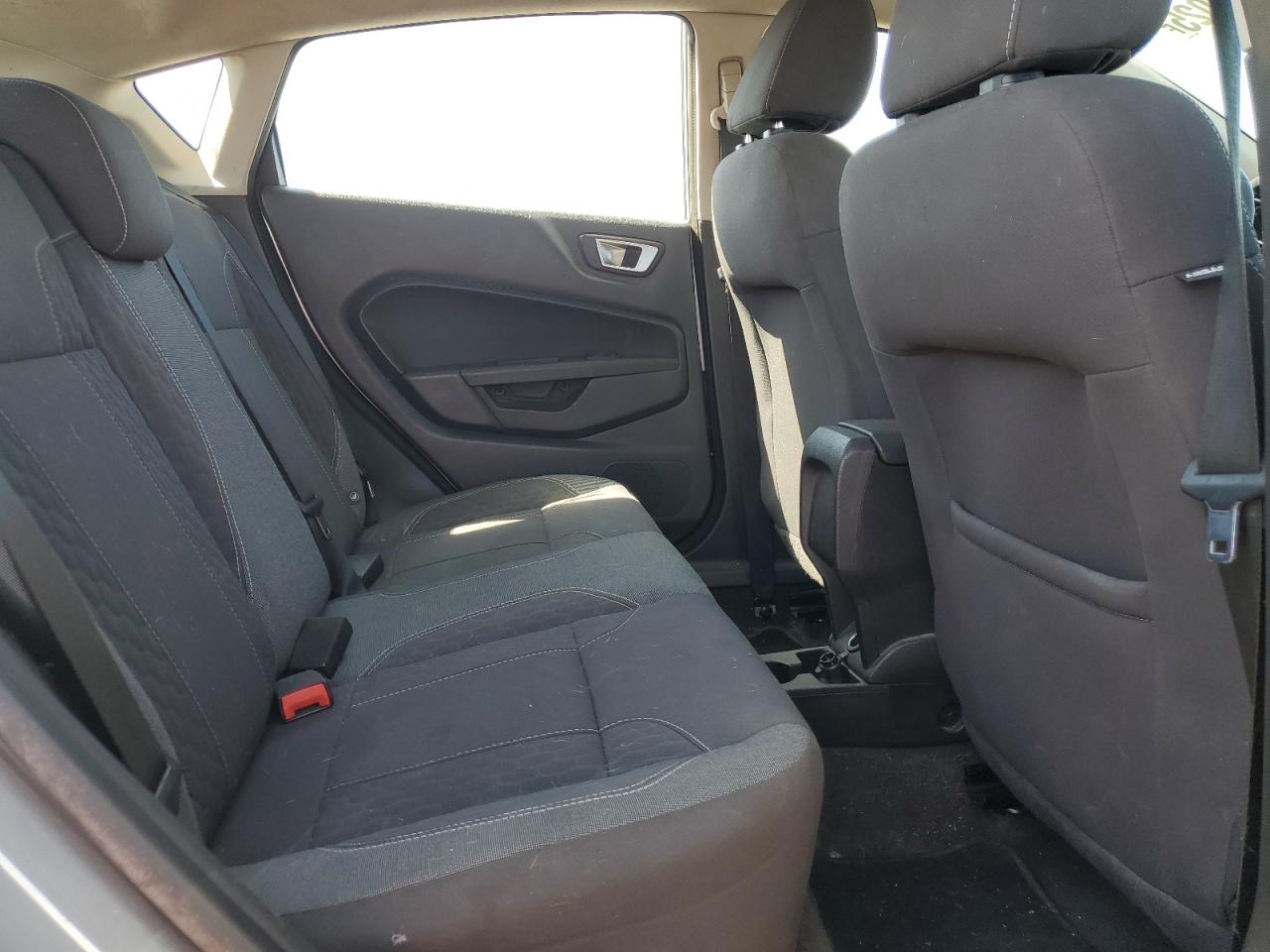 2014 Ford Fiesta Se VIN: 3FADP4EJ0EM228161 Lot: 63460025