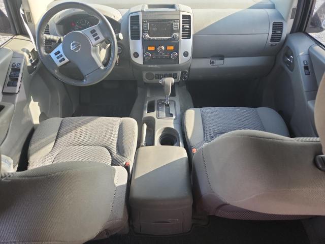  NISSAN FRONTIER 2017 Szary