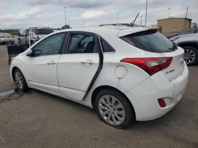  HYUNDAI ELANTRA 2017 Белы