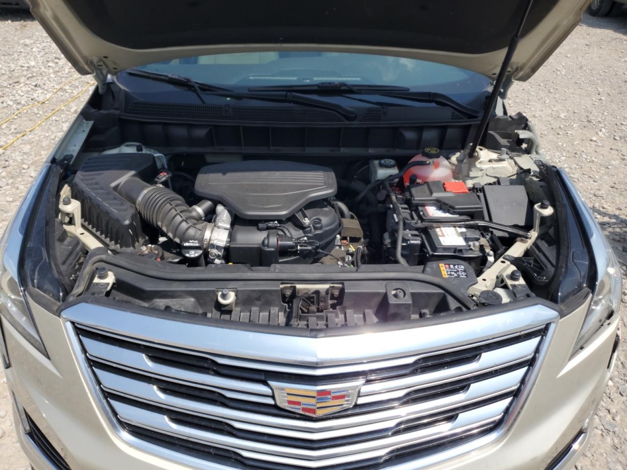 2017 Cadillac Xt5 Luxury VIN: 1GYKNDRS5HZ112235 Lot: 64693415