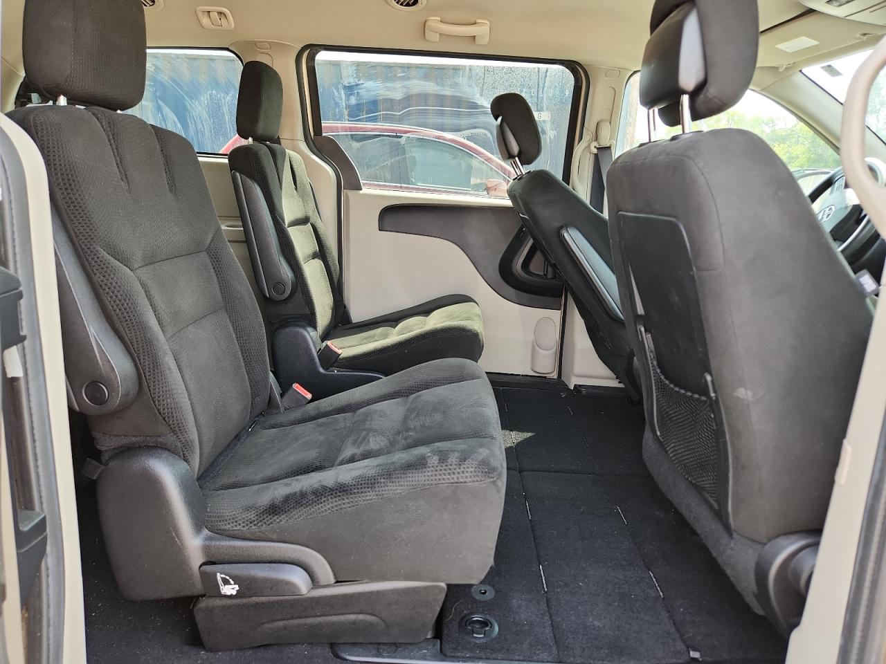 2016 Dodge Grand Caravan Sxt VIN: 2C4RDGCG1GR169165 Lot: 64621455