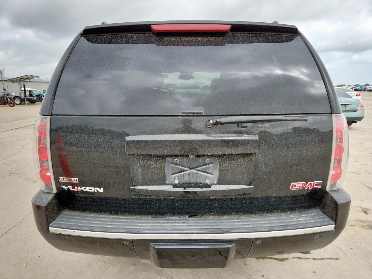 2012 GMC Yukon Denali VIN: 1GKS1EEF1CR249489 Lot: 65079755
