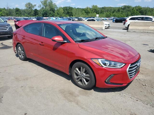  HYUNDAI ELANTRA 2017 Czerwony