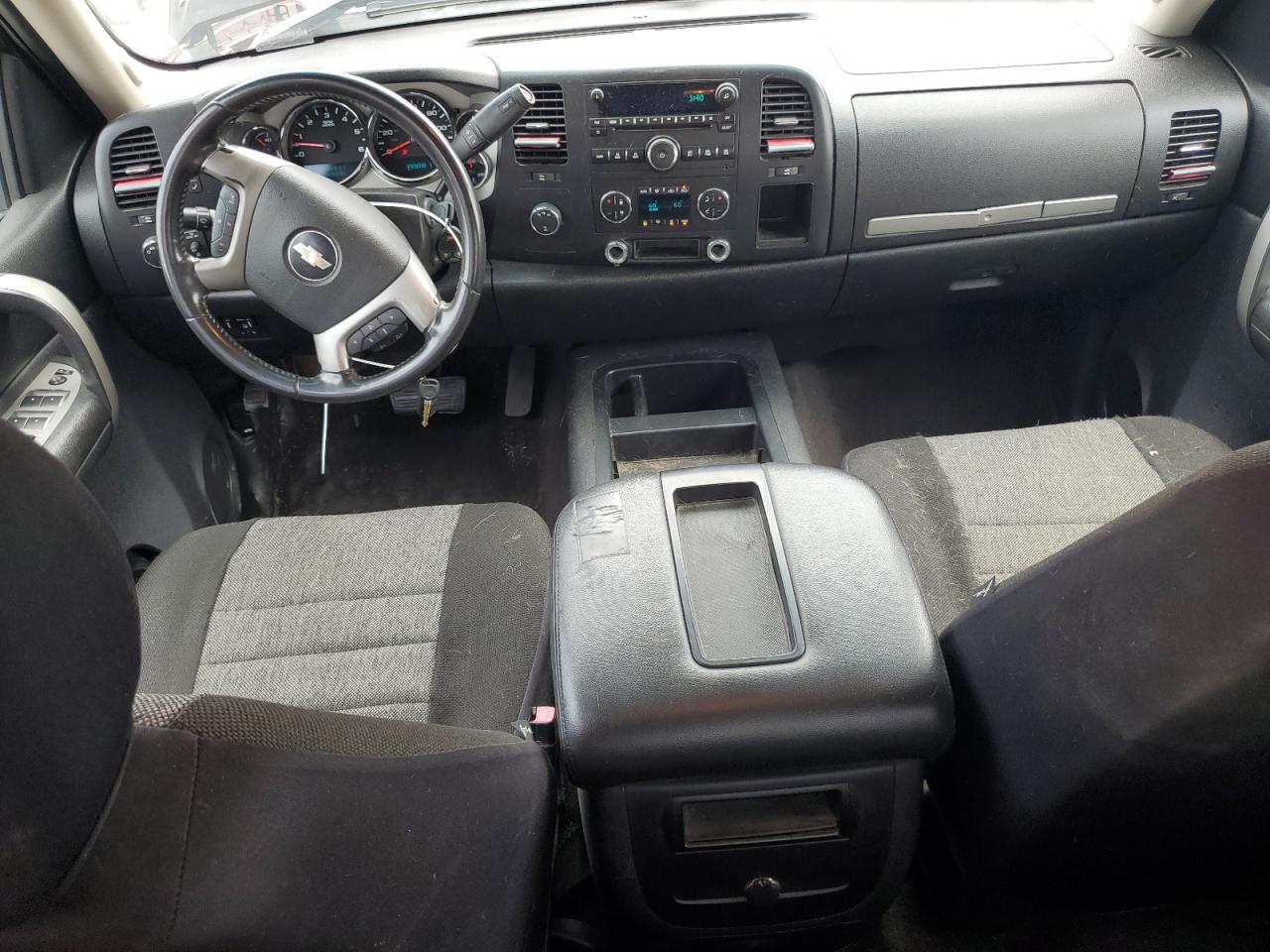 2008 Chevrolet Silverado K2500 Heavy Duty VIN: 1GCHK29K18E198812 Lot: 64143655