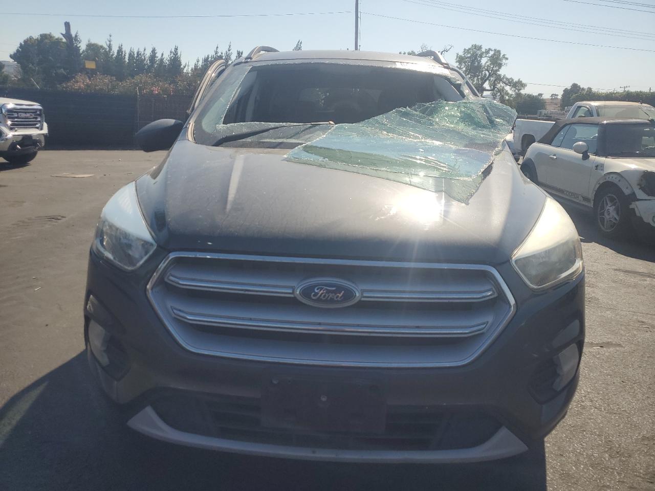 1FMCU0GDXJUA98289 FORD ESCAPE 2018