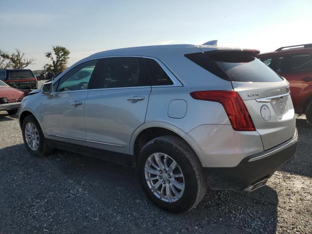  CADILLAC XT5 2019 Srebrny