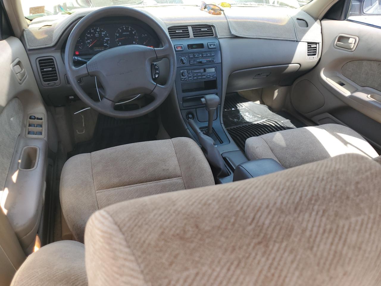1998 Nissan Maxima Gle VIN: JN1CA21D0WT517025 Lot: 62724265