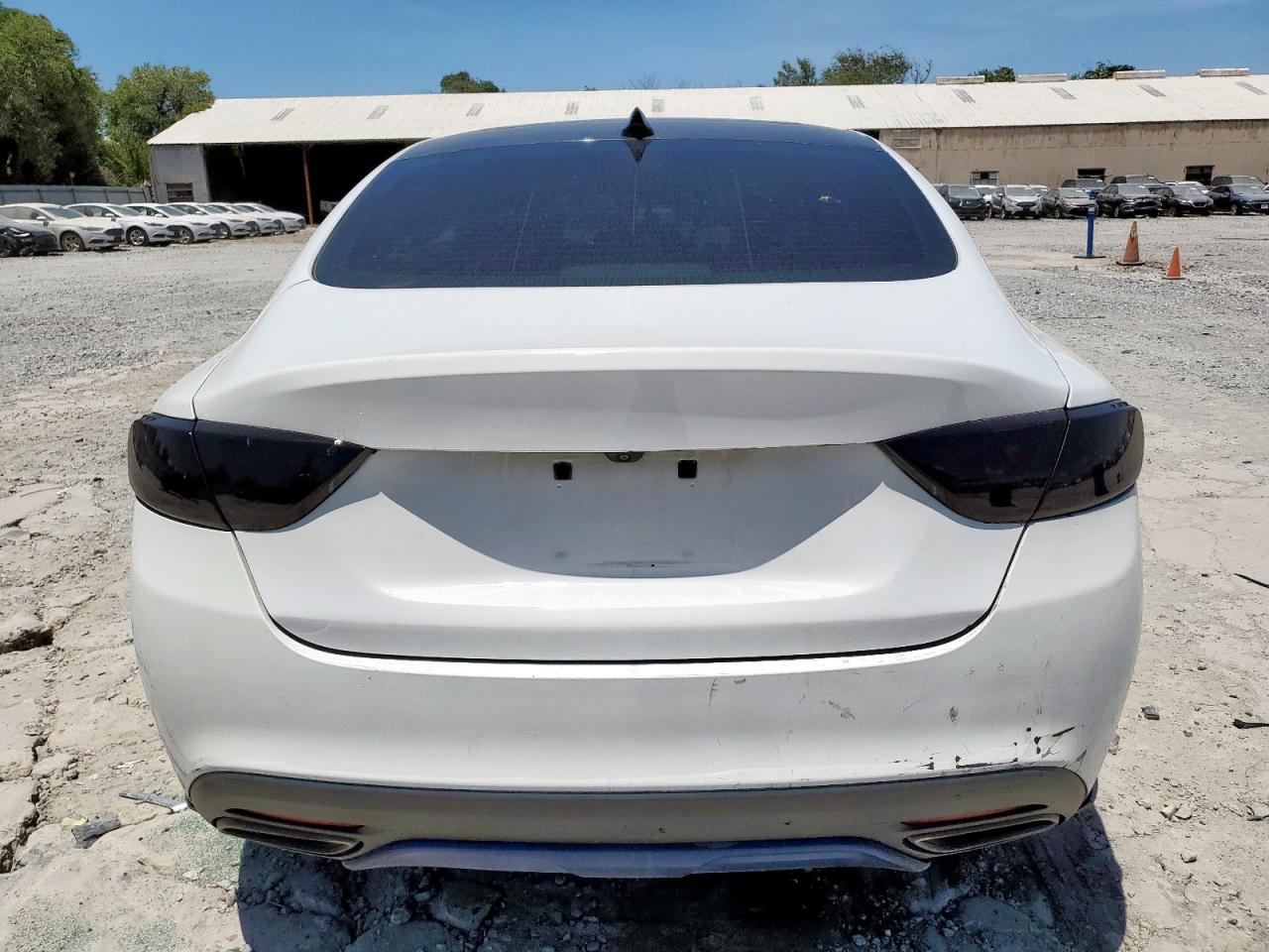 2015 Chrysler 200 S VIN: 1C3CCCDG7FN656418 Lot: 65941885