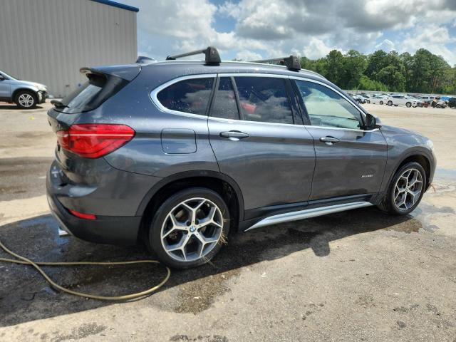  BMW X1 2017 Серый