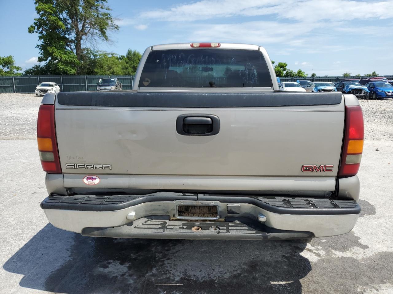 2001 GMC New Sierra C1500 VIN: 2GTEC19T111142086 Lot: 63218325