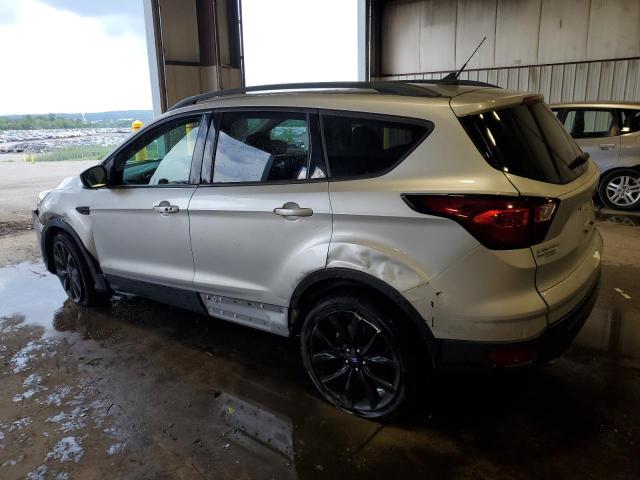  FORD ESCAPE 2019 Серебристый