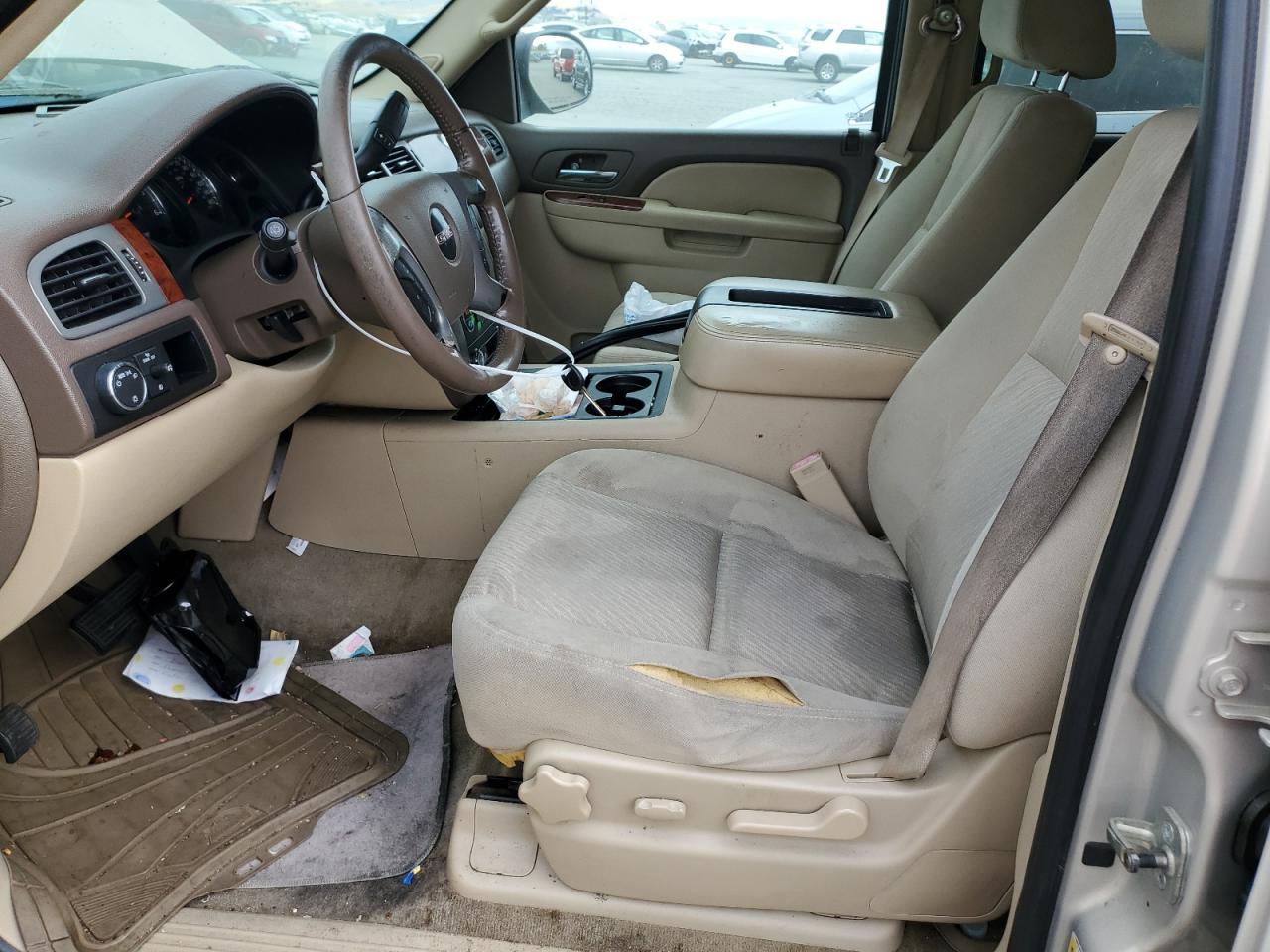 2011 GMC Yukon Xl C1500 Sle VIN: 1GKS1HE04BR205384 Lot: 64884175