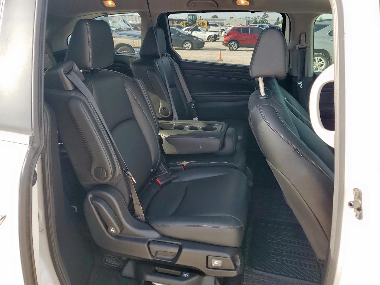 2022 Honda Odyssey Touring VIN: 5FNRL6H86NB050325 Lot: 63619115