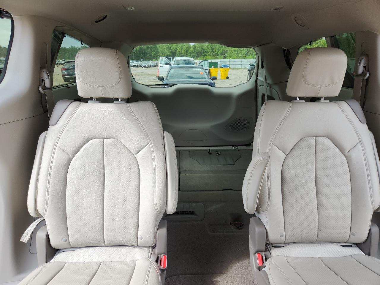 2021 Chrysler Pacifica Touring L VIN: 2C4RC3BG8MR557714 Lot: 64900925