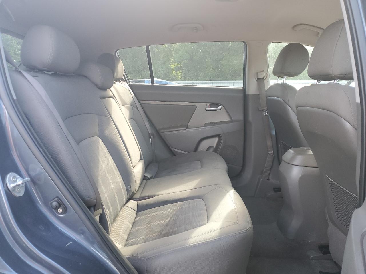 2012 Kia Sportage Base VIN: KNDPB3A21C7330221 Lot: 62404575