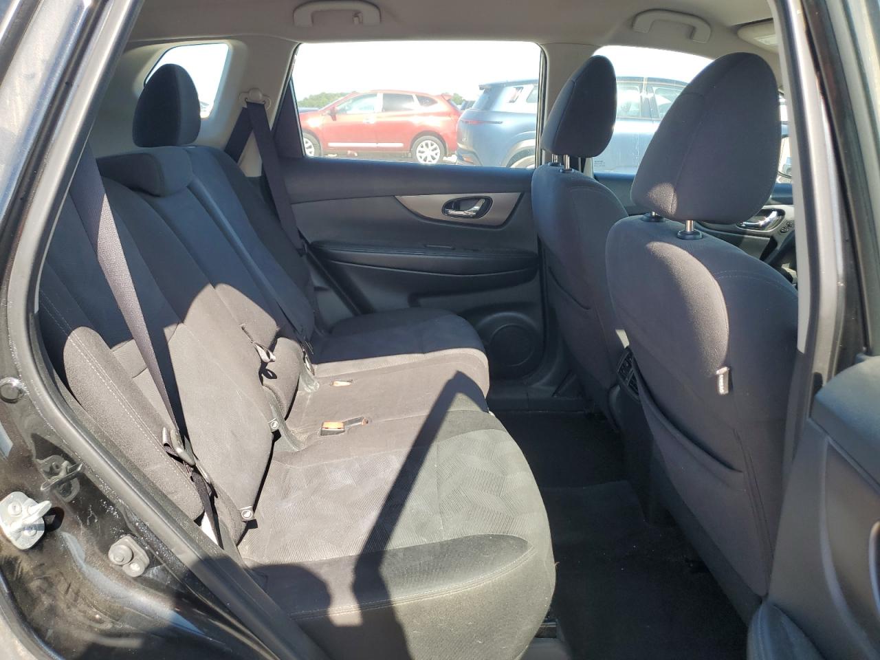 2016 Nissan Rogue S VIN: KNMAT2MVXGP660125 Lot: 61657965
